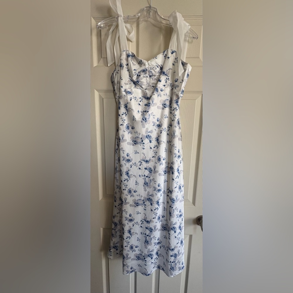 Floral Sleeveless Dress in Blue and White